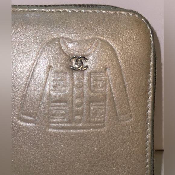 CC Jacket Motif Chanel Long Zip Around Zippy Wallet Leather Champagne Gold RARE - Picture 3 of 17